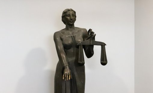 Съдът остави в ареста един от нападателите на шефа на МВР-Русе