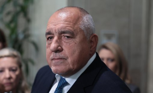 Борисов категоричен: Пеевски няма да вземе рафинерията