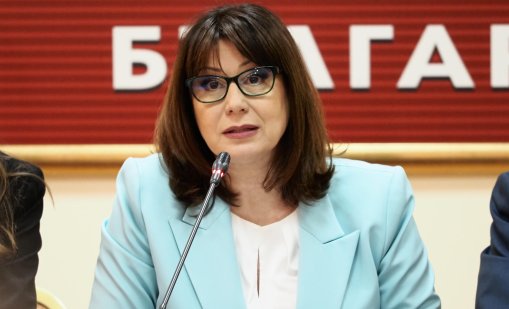 Омбудсманът одобрява ИИ в образованието, но с ясни правила