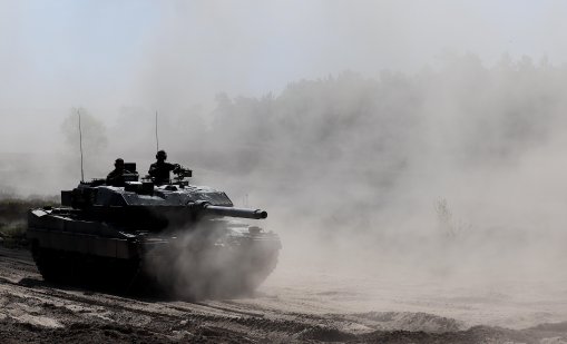 Спящият гигант на Европа се превъоръжава