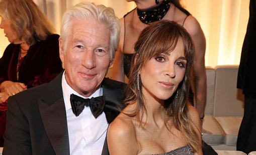 Кейт Бланшет, Ричард Гиър и Ейса Гонсалес на дефилето на Armani