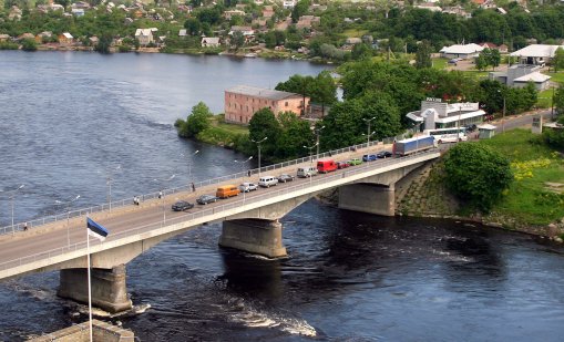 Руска пропаганда: Анонимни профили призовават Нарва да се отдели от Естония