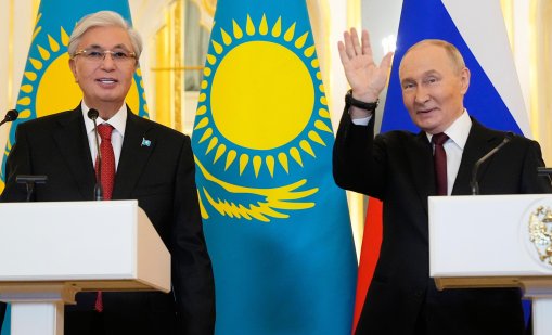 Путин подари четири амурски тигъра на Казахстан 