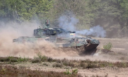 Германската Aaronia представи нови технологии за борба с дронове