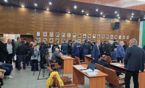 Граждани срещу власт: Карлово даде зелена светлина на проект за завода за барут