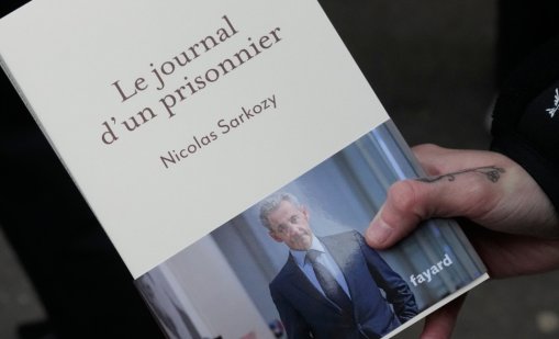 Саркози продаде за дни над 100 000 от книгата си за затвора