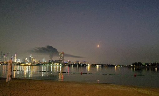 Нови експлозии разтърсиха центъра на Дубай