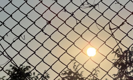 Времето днес: Предимно слънчево, градусите до 12&deg;