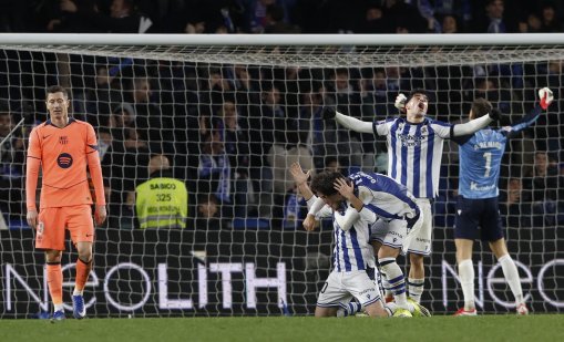 Реал Сосиедад удари Барселона с човек по-малко