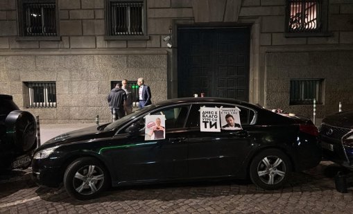 Лена Бориславова: Те подадоха оставка, но не сдадоха властта