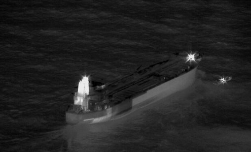 Украйна: Поразени са 12 руски танкера през нощта в Азовско море 