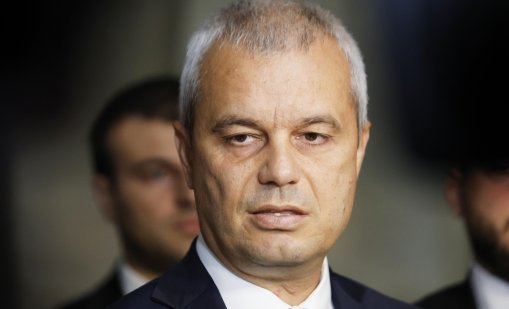 Съдът нареди на Костадинов да спре онлайн тормоза към Соломон Паси 