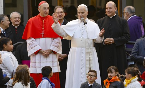 Папа Лъв зове свещениците: Не пишете проповедите си с помощта на ИИ 