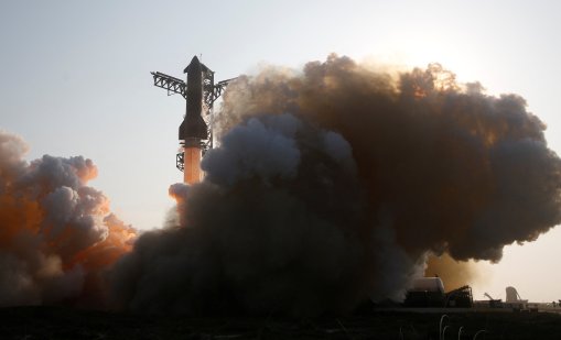 "Спейс Екс" изгуби прототип на ракетата "Старшип" при 9-ия изпитателен полет