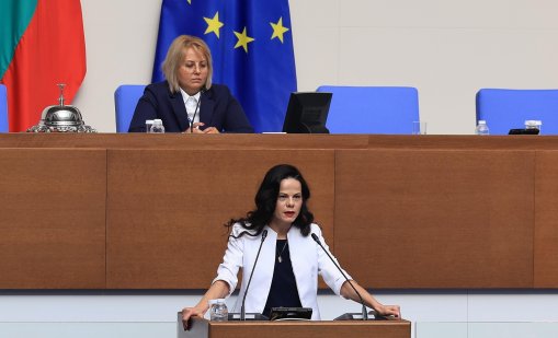 МЗ предлага промени в е-досиетата при осиновяване