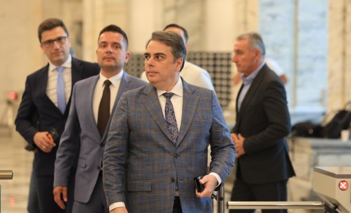 Асен Василев: Гюров ще бъде страхотен президент на страната