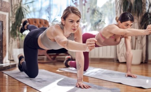 3 упражнения за тънка талия по време на перименопауза