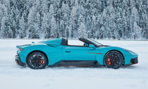 В кадър: Maserati MCPURA Cielo FROZEN MAGMA дебютира в Санкт Мориц