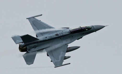 Военновъздушните сили на Китай пенсионират изтребителите F-5 след 60 г. служба
