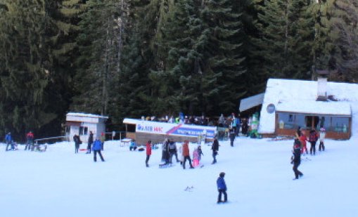 Добри условия за ски в планините, температурите - до минус 10