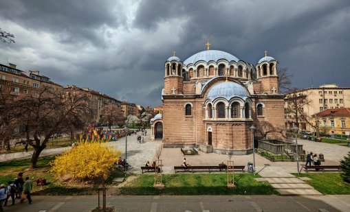 Облачно време ни очаква в петък, на много места ще превали