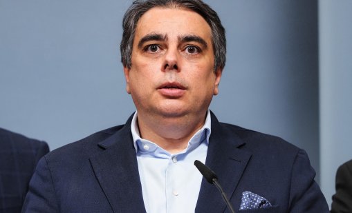 Асен Василев: Ясно е, че нормално корабоплаване в Черно море няма да има