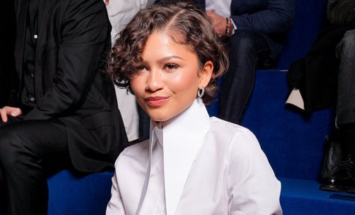 Зендая се изфука с брачната си халка