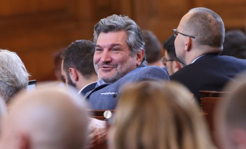 Георги Ганев: Властта търси отчаяно повече приходи 