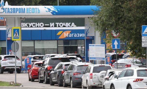 Русия започна да внася горива заради недостига