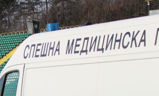 22-годишен мотоциклетист е в тежко състояние след катастрофа