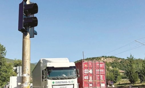 В Кресна искат 20 секунди зелено на проблемния светофар