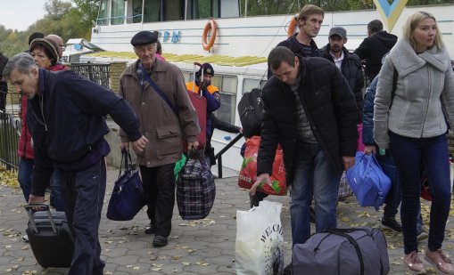 Благодарение на Мелания Тръмп: Евакуират окупирания град Олешки 