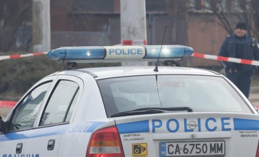 "Задържане под стража" за 61-годишен, опитал да прекара през границата марихуана за 374 000 евро