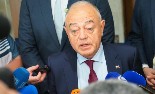Атанас Атанасов: Русия може да цели разбиване на ЕС