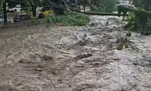 С дрон и термокамери издирват изчизналия след силната буря в Пещера