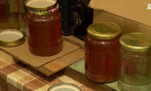 Пазарът е пълен с некачествен мед, пчелари се отказват от занаята