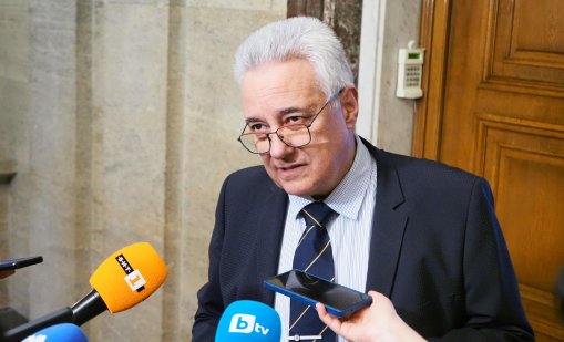 Марин Райков: Непосредствени рискове за страната ни няма