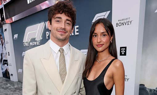 Пилотът от Формула 1 Шарл Льоклер се сгоди за модела Александра Сен Мльо