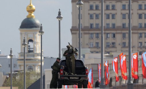 Песков: Парадът на 9 май ще се проведе в съкратен формат