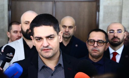 Радостин Василев ще се бори за депутат в нажежени райони  25 МИР - София и Пловдив 