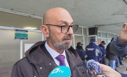 Четирима от спасените моряци пристигнаха във Варна