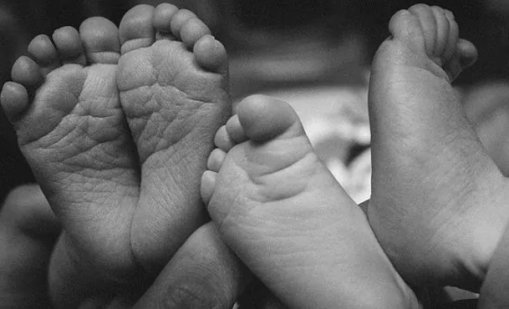 Три двойки близнаци се родиха за ден в Русе