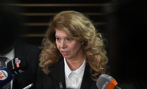 Ако Йотова загуби балотажа, сериозно ще се обсъжда оставката на кабинета "Радев"