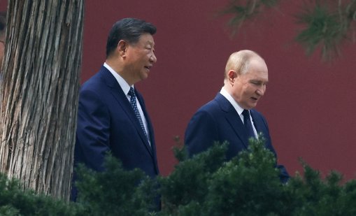 Си Дзинпин събра за първи път Путин и Ким Чен Ун в Пекин