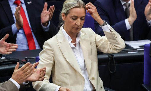 Политик от AfD отказва да нарече Холокоста "най-лошото дело на човечеството"