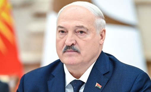 Си Цзинпин се срещна с Александър Лукашенко 