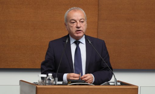 Божанов към Донев: Нямате управленска програма, не знаете какво да напишете в нея