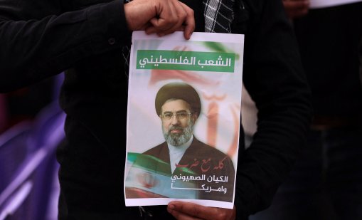 Нова версия: Моджтаба Хаменей е в Русия за операция