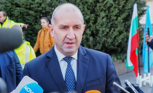 Радев е избрал символен ден, утре ще обяви проекта си