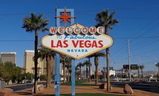 Viva Las Vegas: Туристическа криза и празни казина?